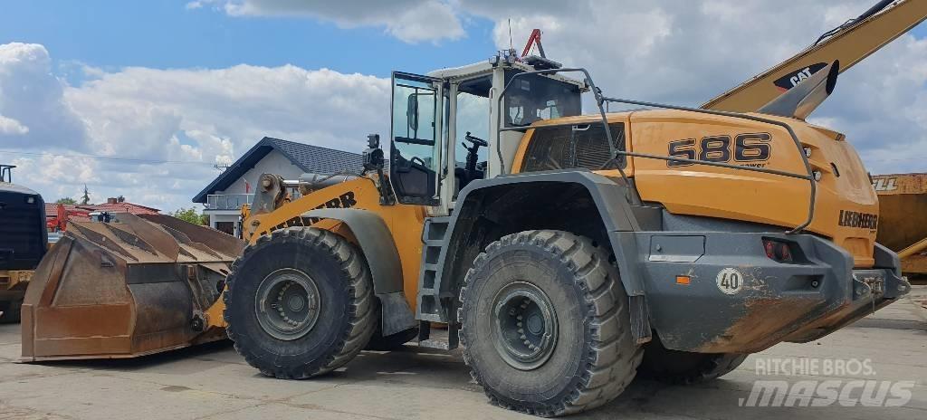 Liebherr L 586 Pyöräkuormaajat