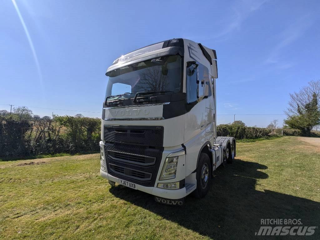 Volvo FH 13 500 Vetopöytäautot
