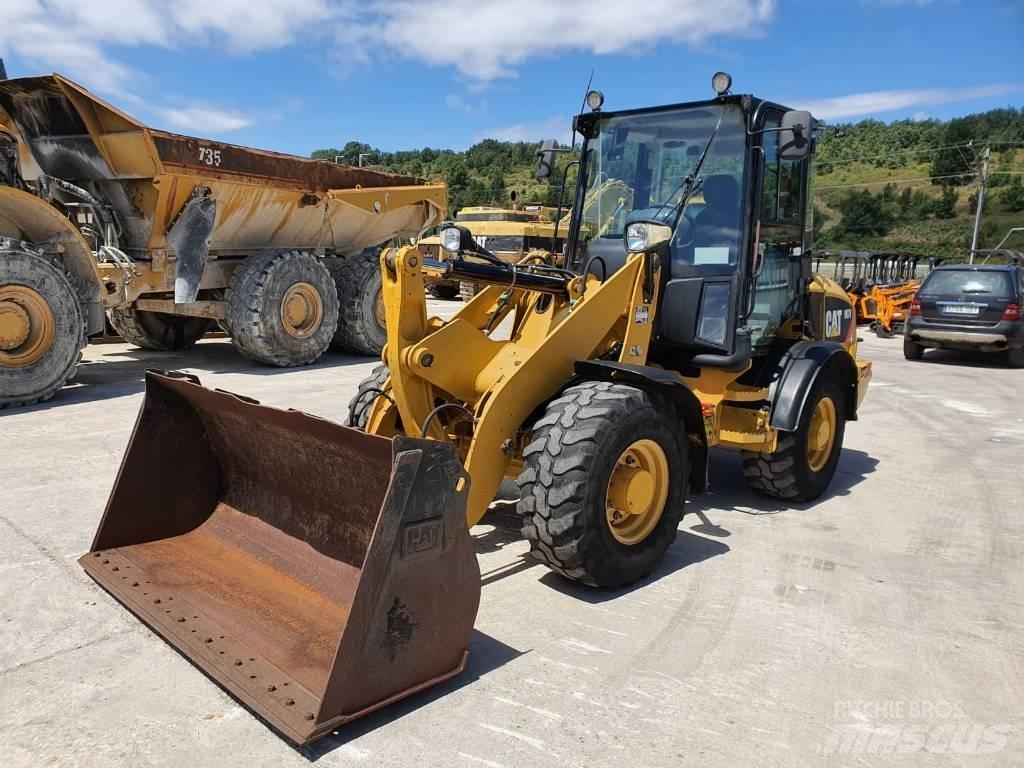 CAT 907 H Pyöräkuormaajat
