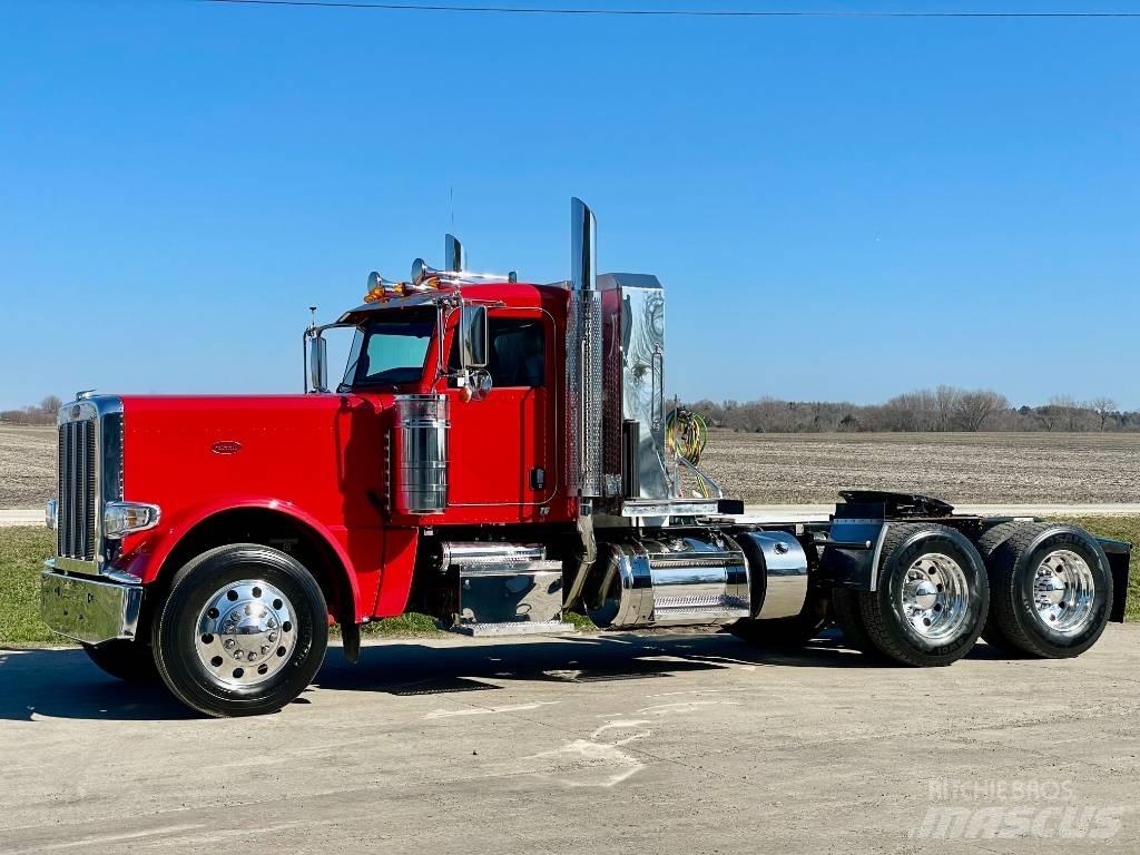 Peterbilt 389 Vetopöytäautot
