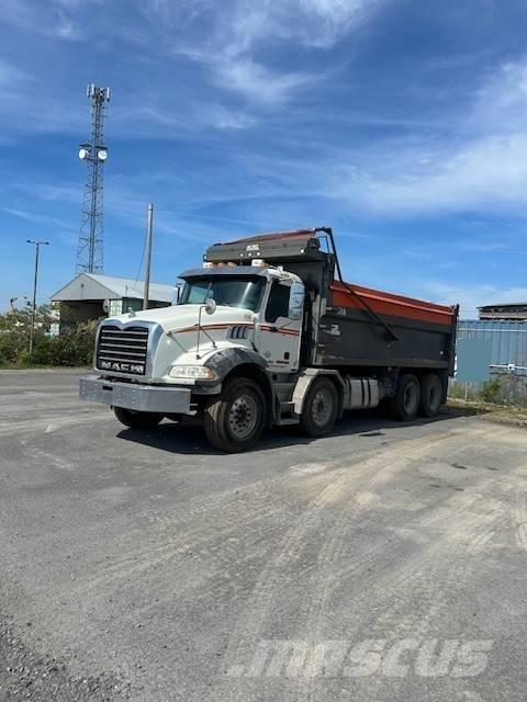 Mack GU813 Sora- ja kippiautot