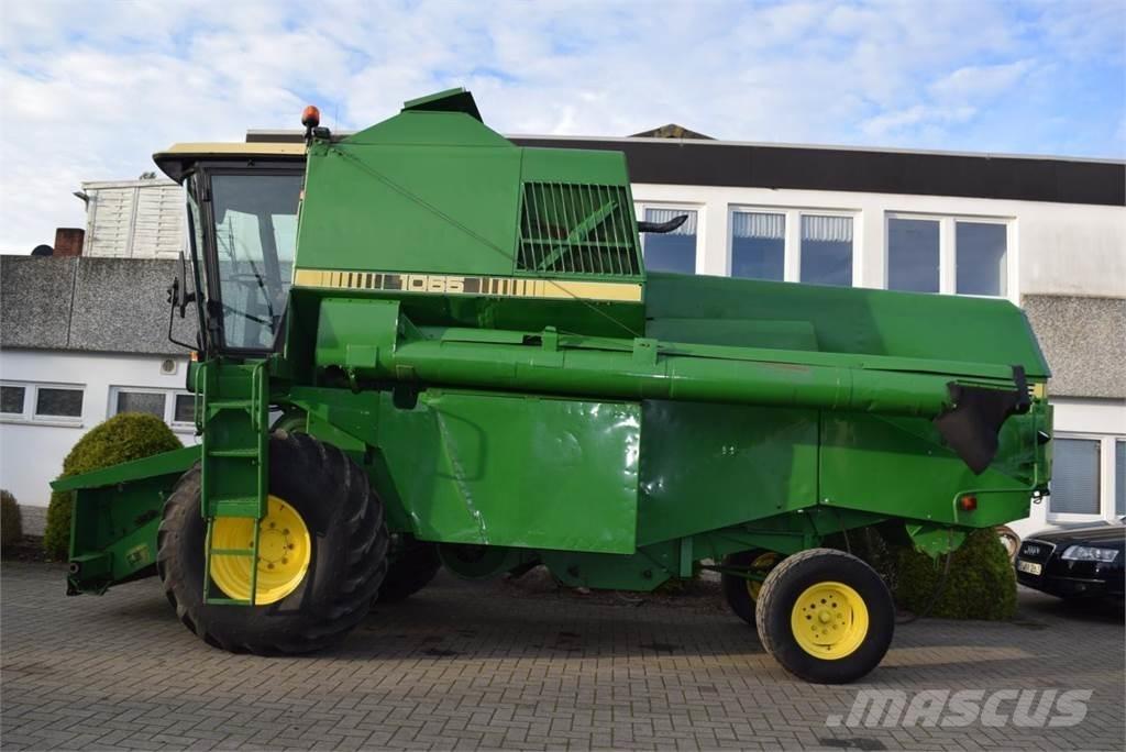 John Deere 1065 Leikkuupuimurit