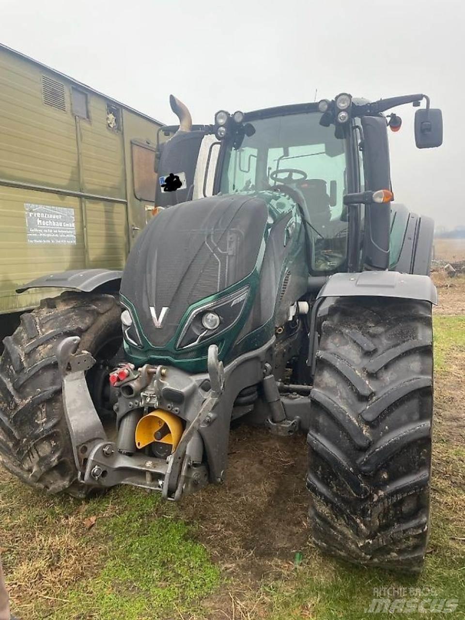 Valtra T 174 E Traktorit