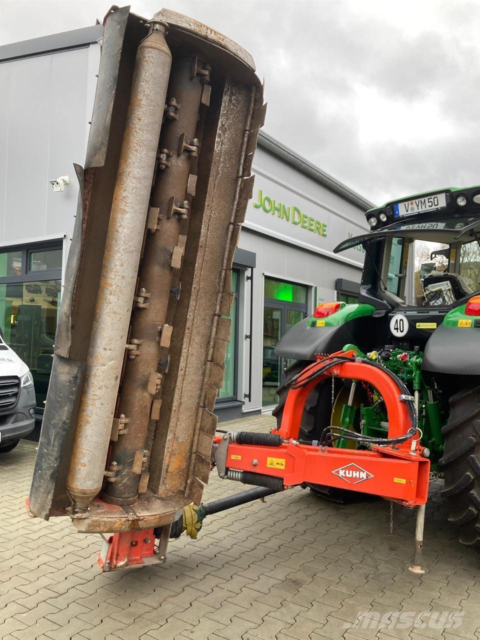 Kuhn TBES 262 Kesantoleikkurit ja -murskaimet