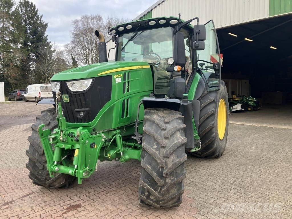 John Deere 6250R Traktorit