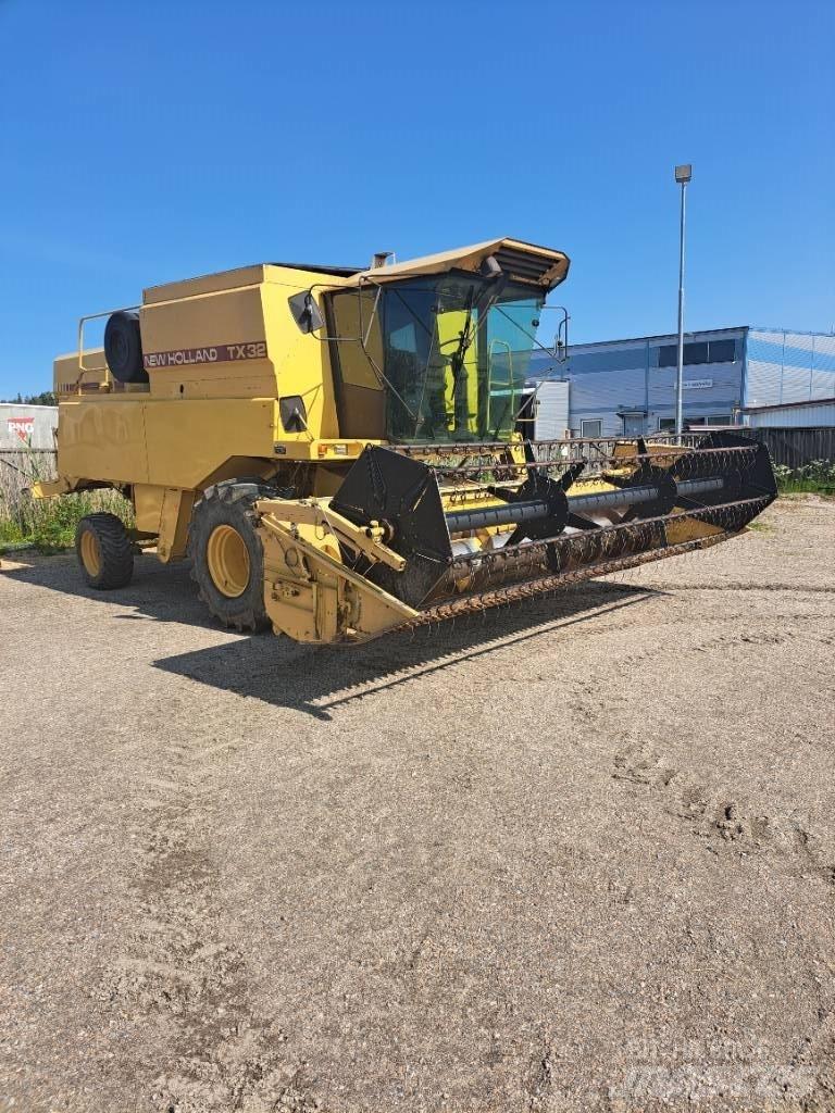 New Holland TX32 Leikkuupuimurit