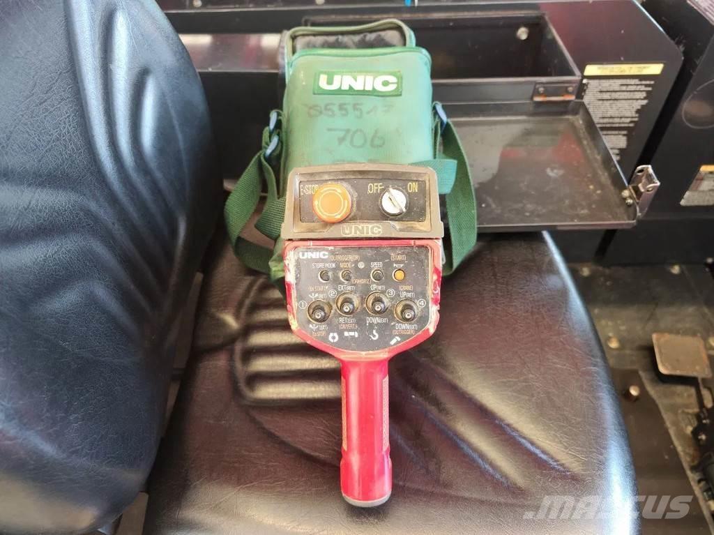 Unic URW 706 CDE Tela-alustaiset nosturit