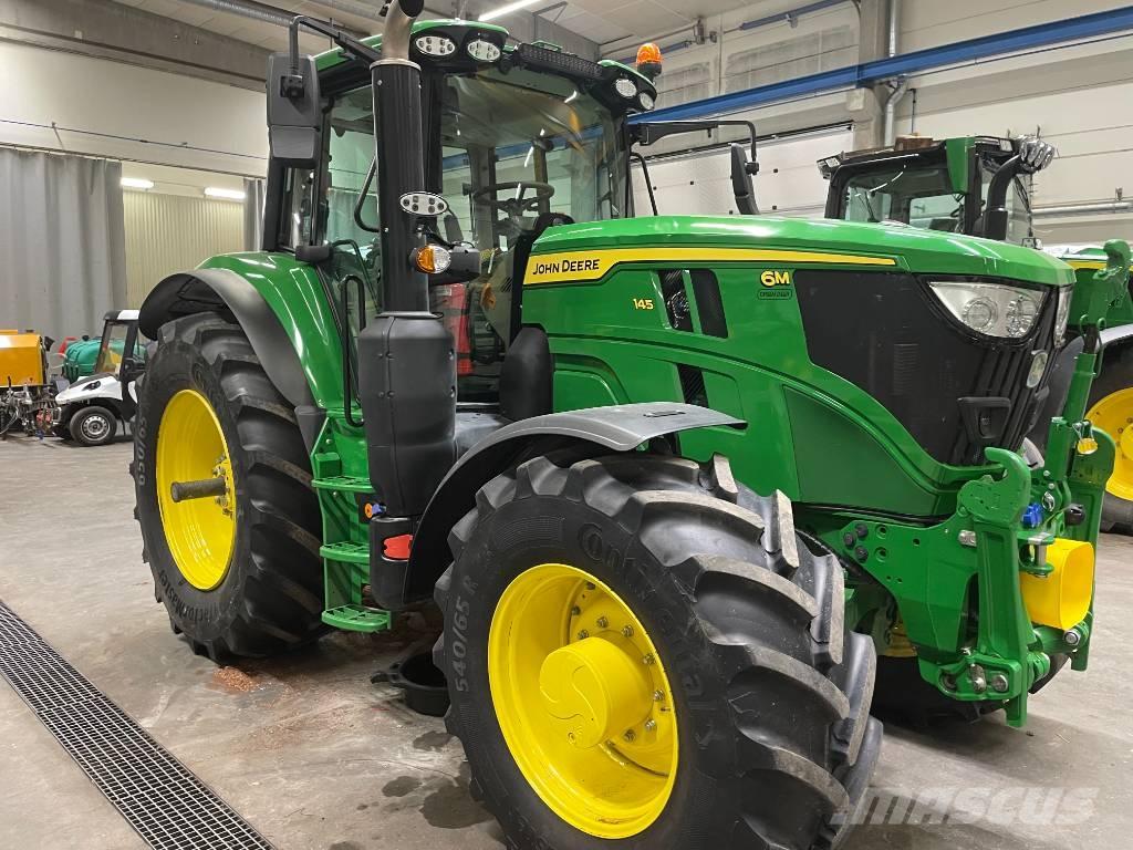 John Deere 6M145 Traktorit