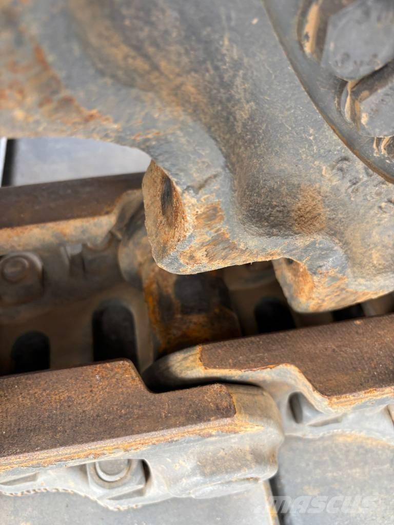 Hyundai R 245 LR Pitkävartiset kaivinkoneet
