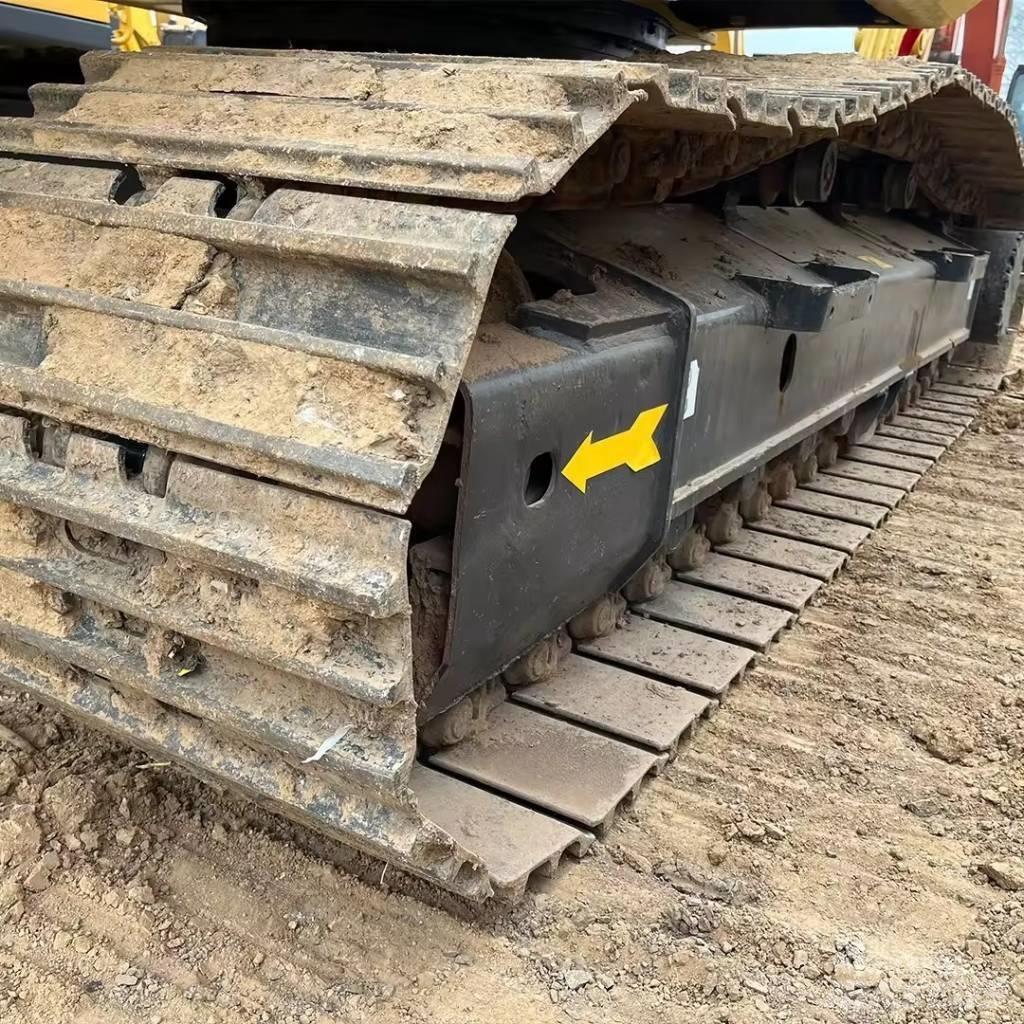 Komatsu PC 220 Telakaivukoneet