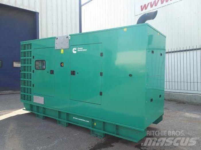Cummins C330D5 Dieselgeneraattorit