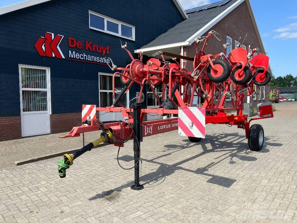 Lely lotus 900 Pöyhimet ja haravat