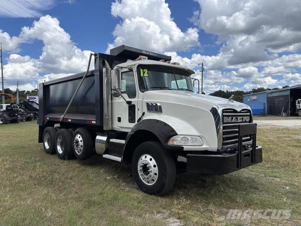 Mack GRANITE GU813 Sora- ja kippiautot