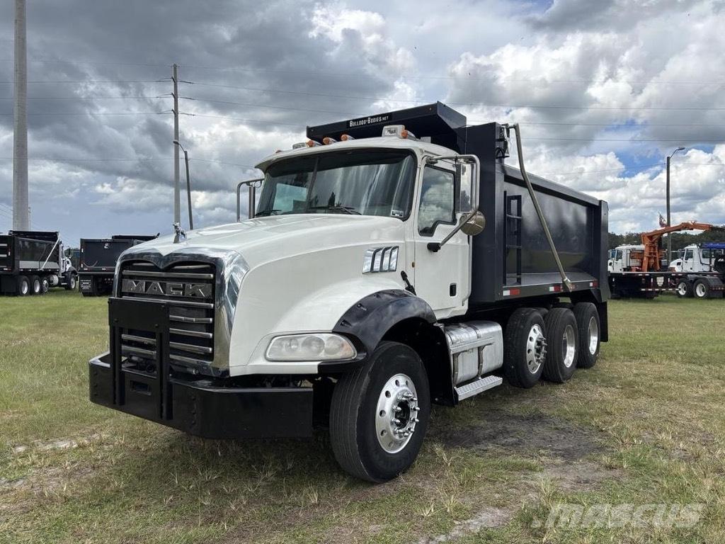 Mack GRANITE GU813 Sora- ja kippiautot