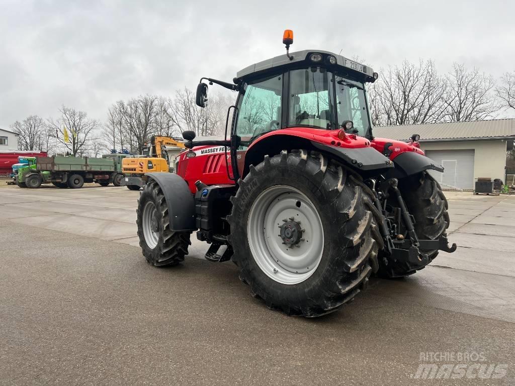 Massey Ferguson 7726 Traktorit