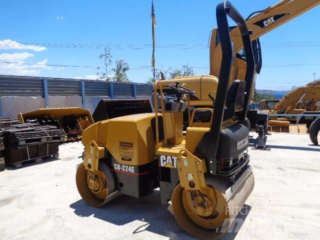CAT CB224D Tandemjyrät