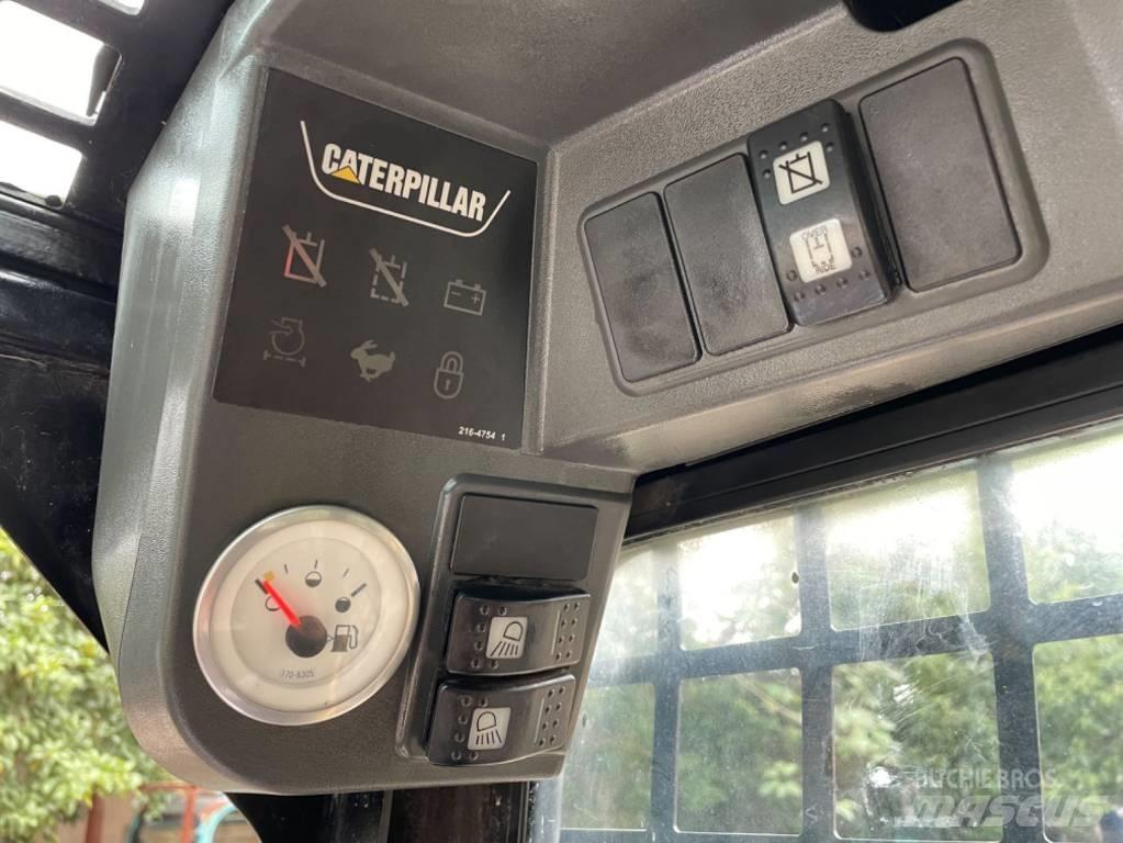 CAT 226B Liukuohjatut kuormaajat