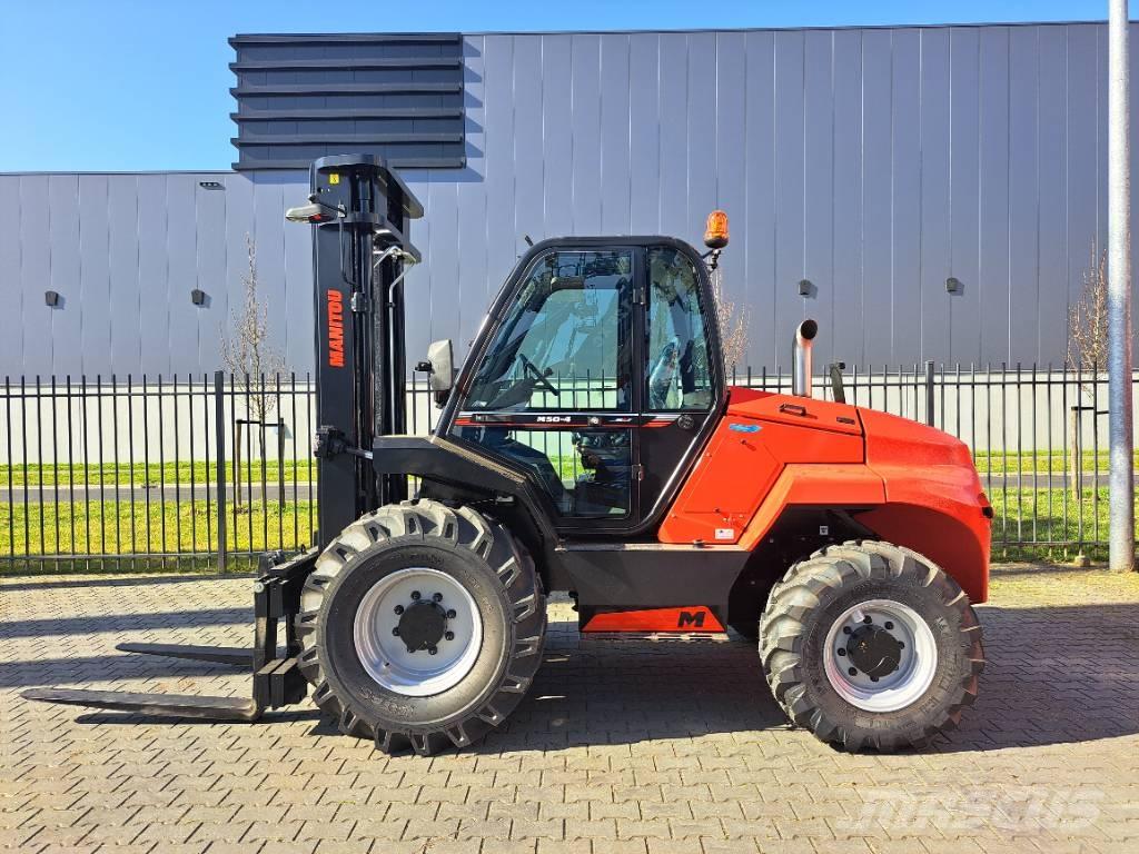 Manitou M 50-4 Maastotrukit