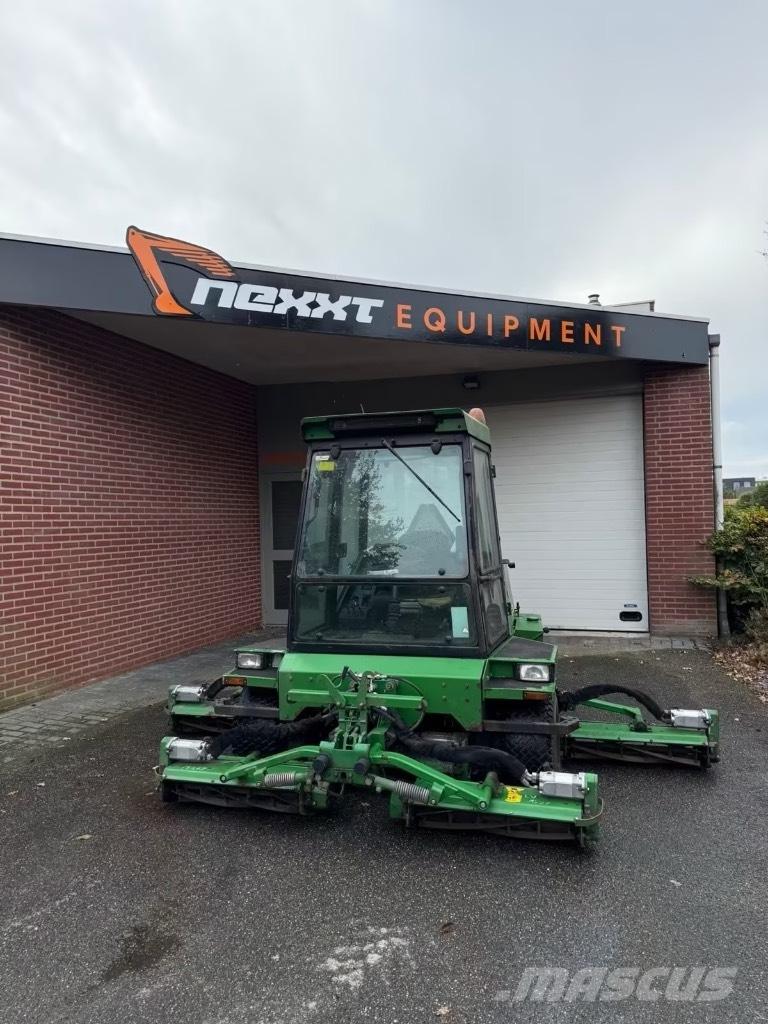 John Deere 1903 Päältäajettavat ruohonleikkurit