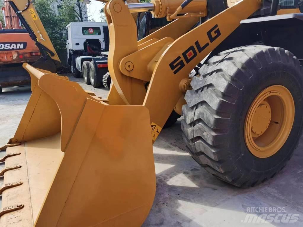 SDLG 956L Pyöräkuormaajat