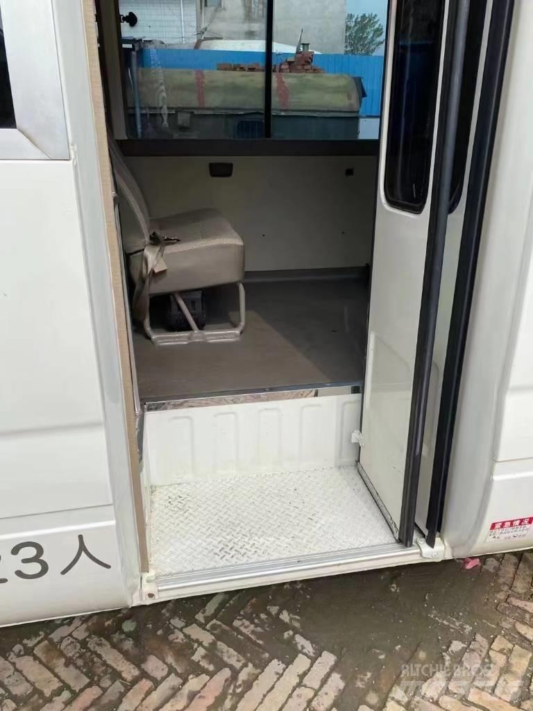 Toyota Coaster Bus Minibussit