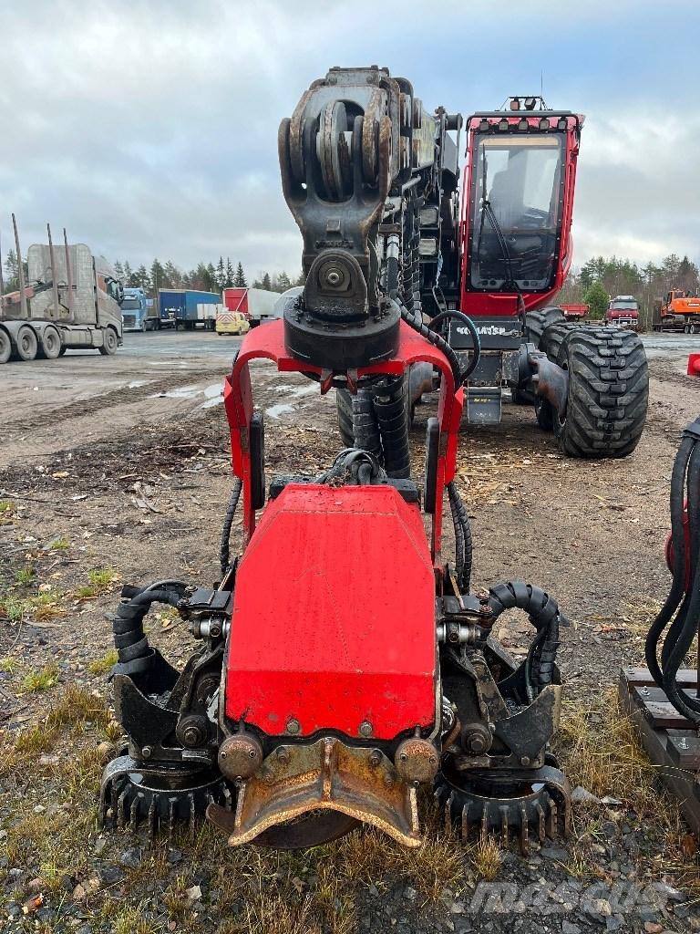 Komatsu 911 Harvesterit