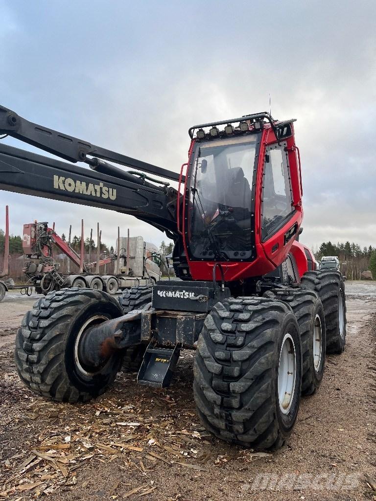 Komatsu 911 Harvesterit