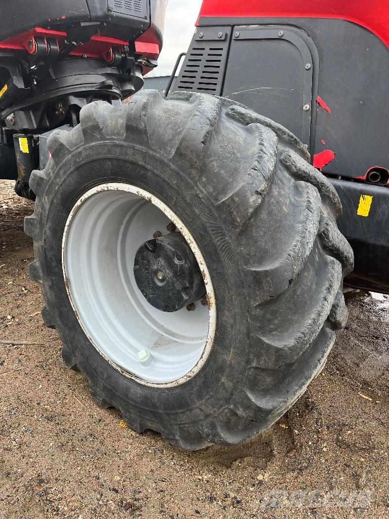 Komatsu 911 Harvesterit