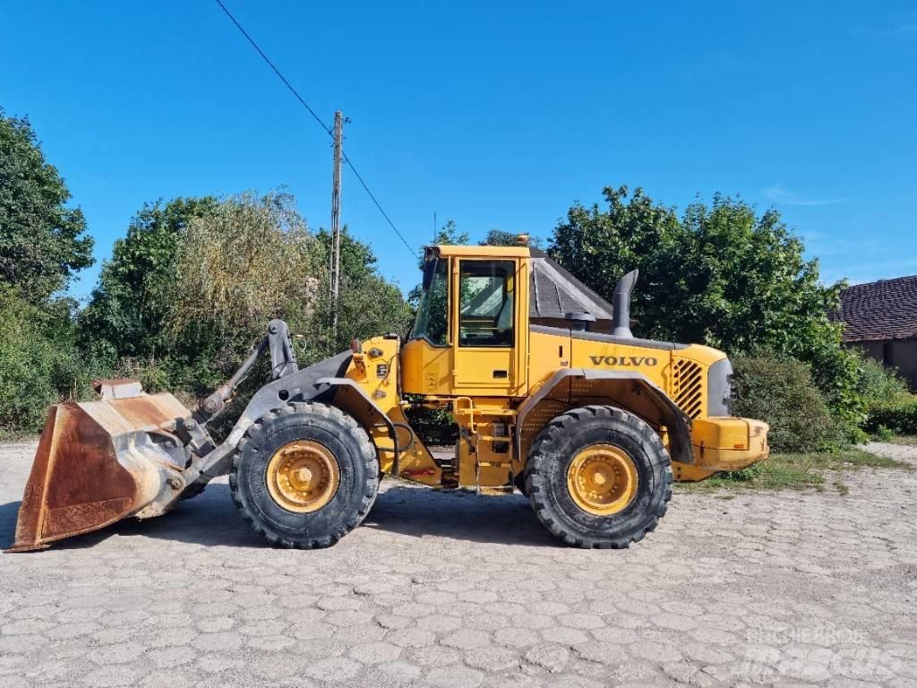 Volvo L 120 E Pyöräkuormaajat