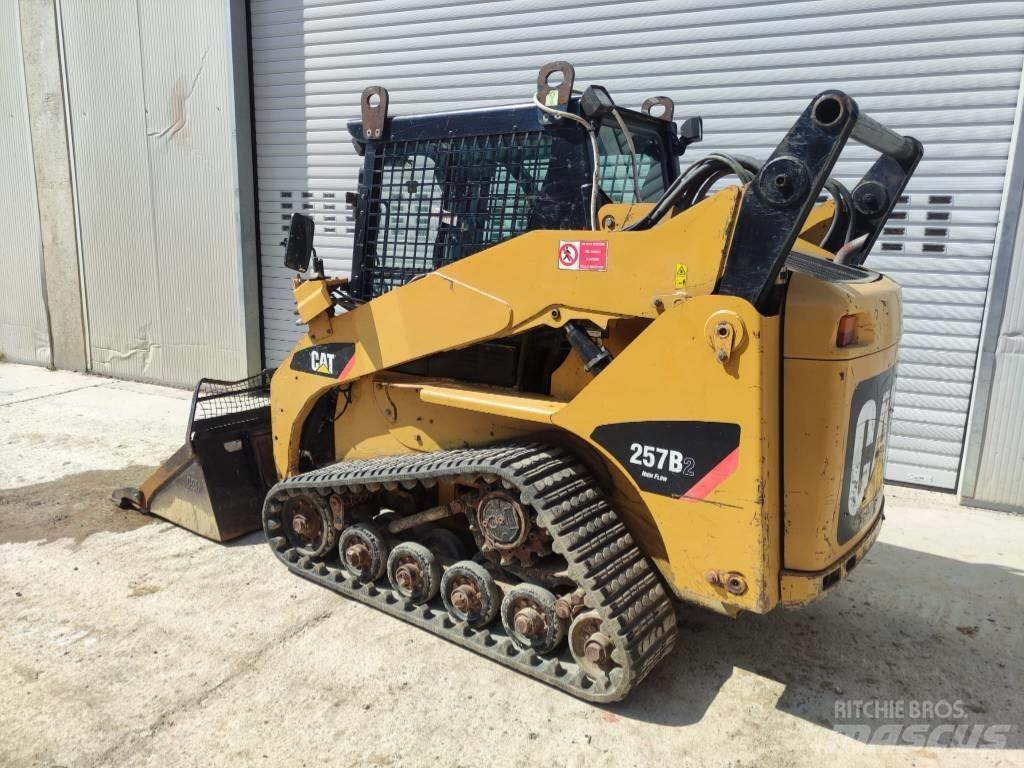 CAT 257 B 2 Telakuormaajat