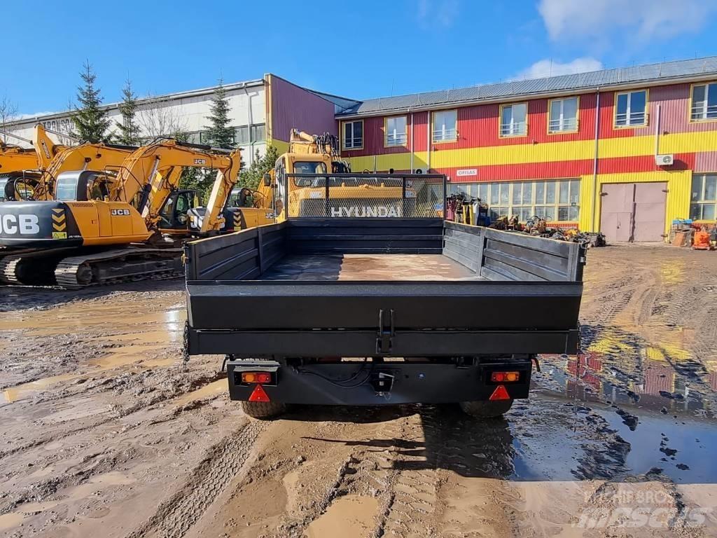 More T-080 Yleisperävaunut