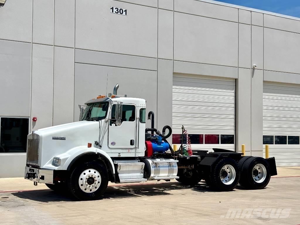 Kenworth T 800 Vetopöytäautot