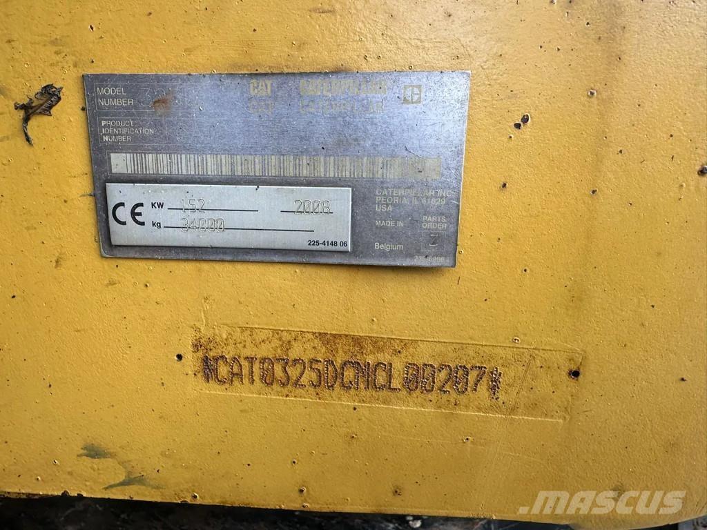 CAT 325 DL Telakaivukoneet