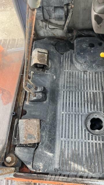 Hitachi EX 30 Minikaivukoneet < 7t