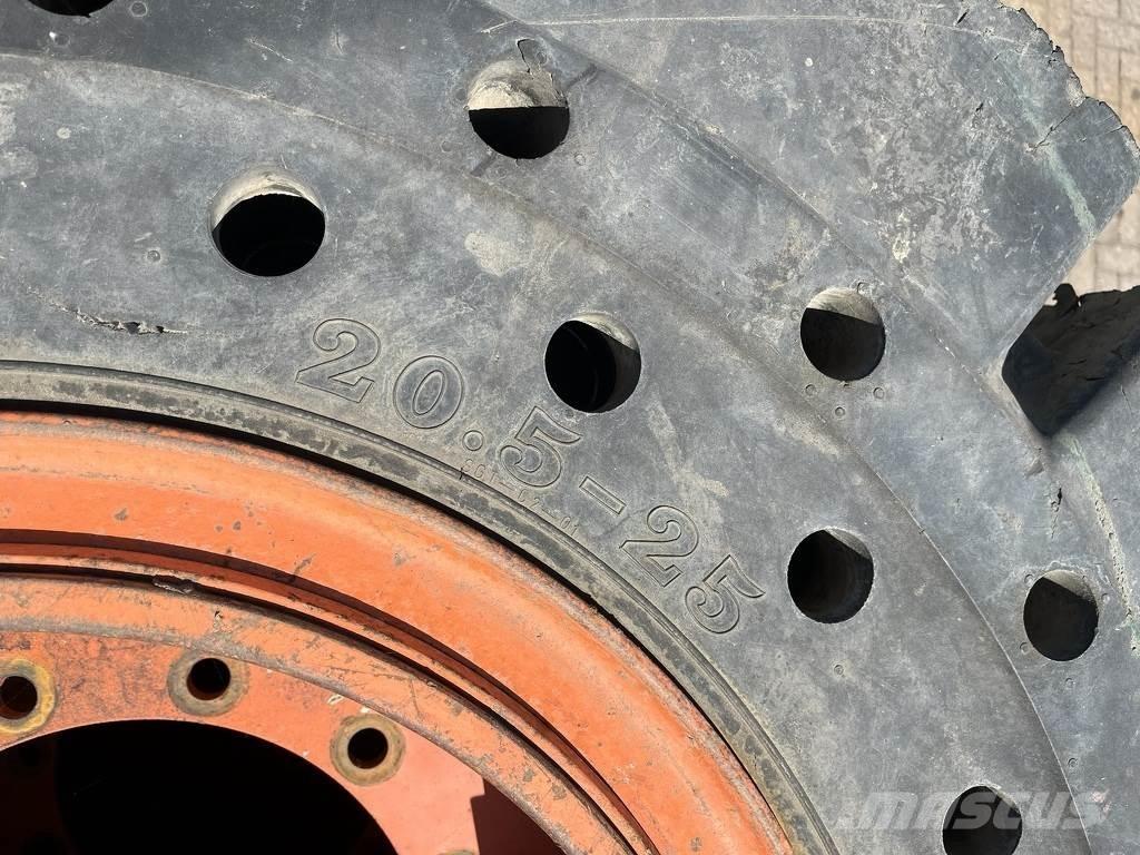 Doosan dl250 Pyöräkuormaajat