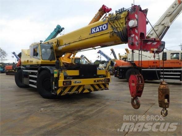 Kato KR65H RT-nosturit