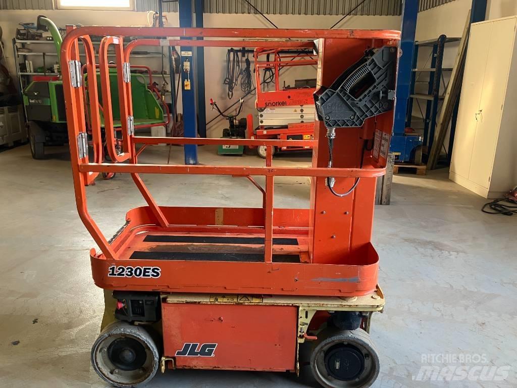 JLG 1230 ES Henkilönostimet ja nostolaitteet