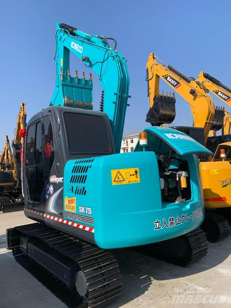 Kobelco SK 75 Midikaivukoneet 7t - 12t