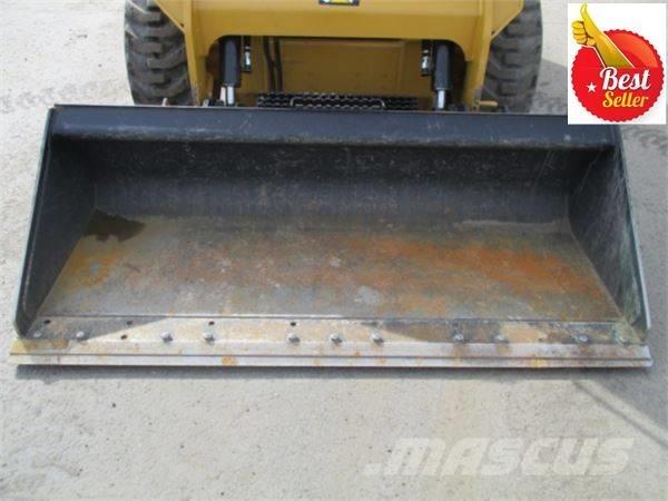 CAT 236 D Liukuohjatut kuormaajat