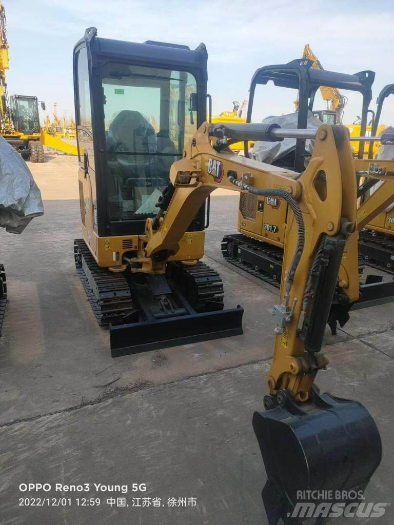 CAT 302 CR Pyöräkaivukoneet