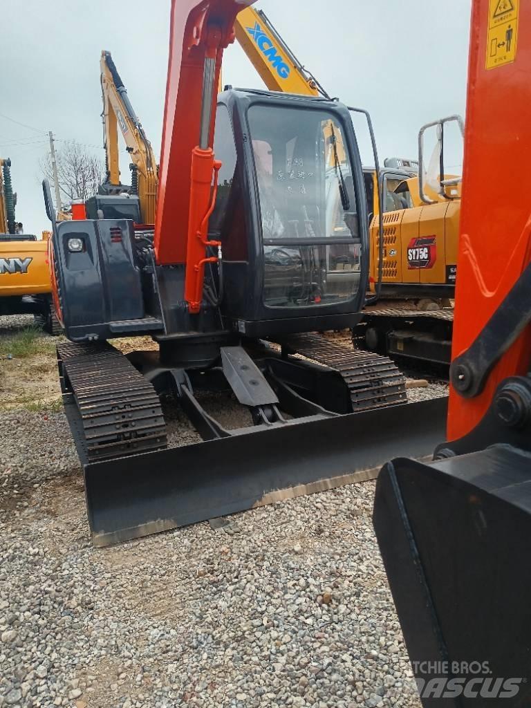 Hitachi ZX 70 Minikaivukoneet < 7t