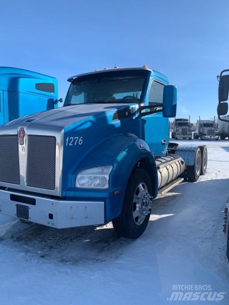 Kenworth T-880 Vetopöytäautot