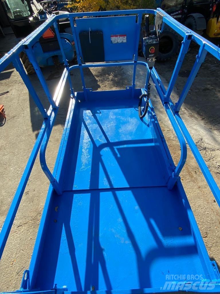 Haulotte Compact 12 Saksilavat