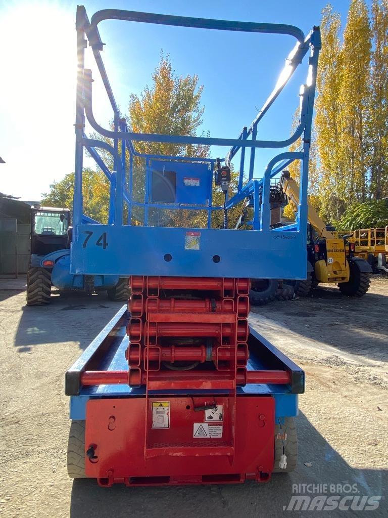 Haulotte Compact 12 Saksilavat
