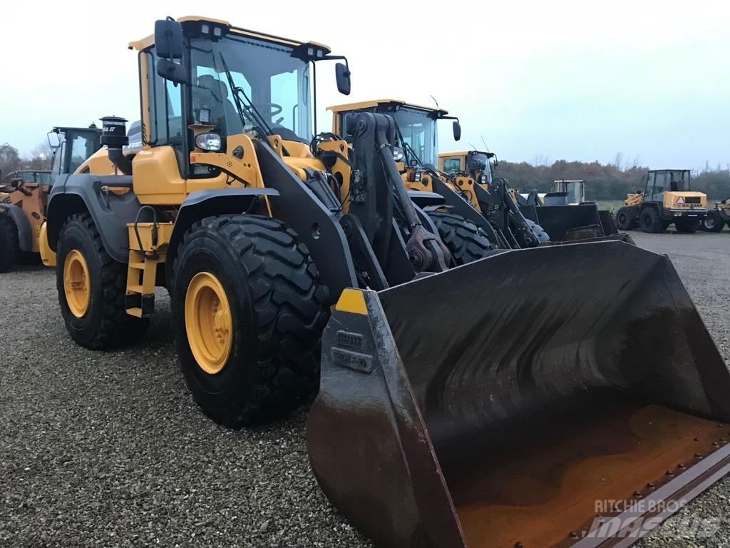 Volvo L120H Pyöräkuormaajat