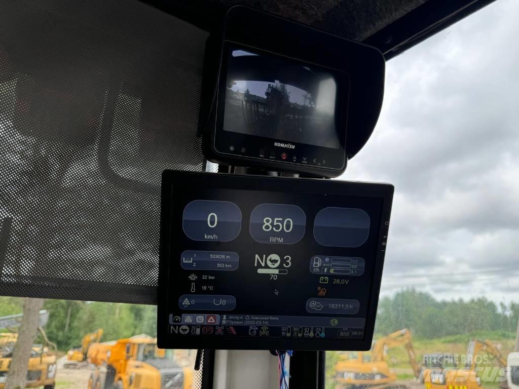 Komatsu 895 Kuormatraktorit