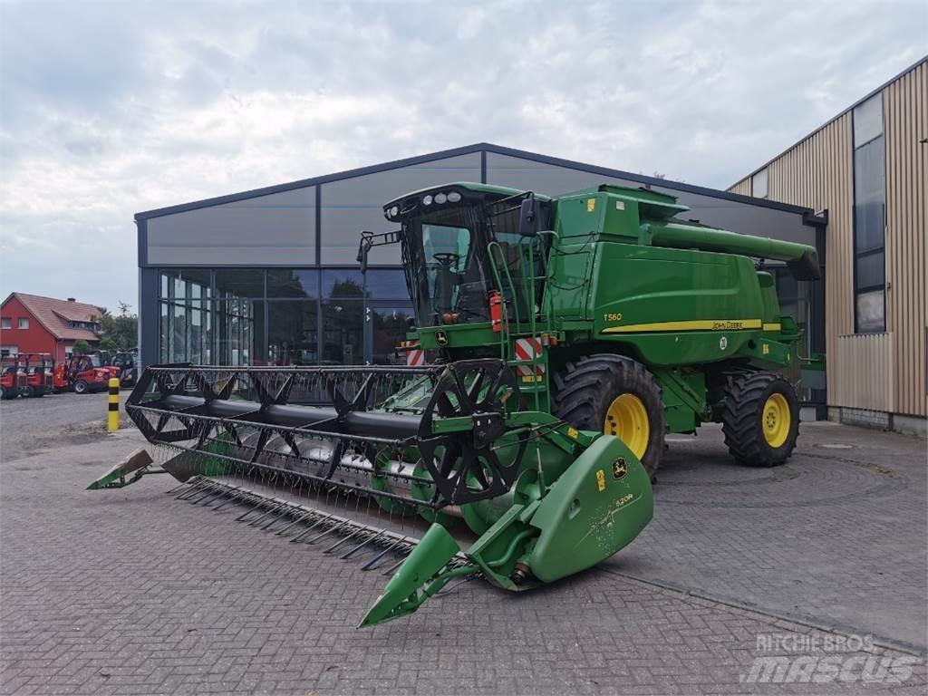 John Deere T560 Leikkuupuimurit