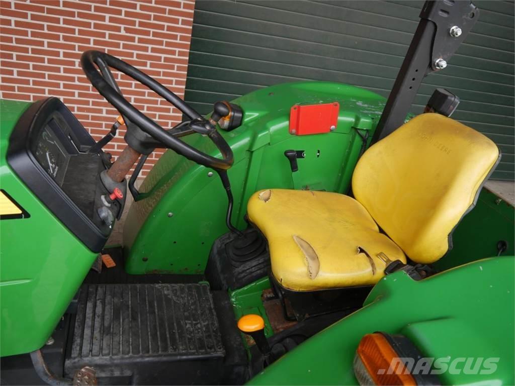 John Deere 5065E Traktorit