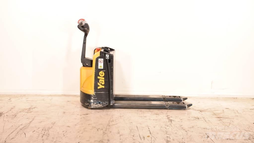 Yale MP 16 Lavansiirtotrukit