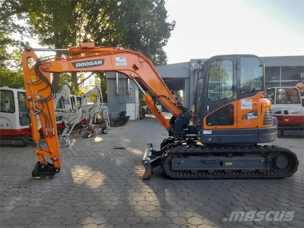 Doosan DX85R-3 Midikaivukoneet 7t - 12t